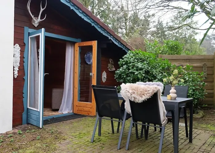 度假居 Sfeervol Houten I Bosrijk Veluwe 皮滕